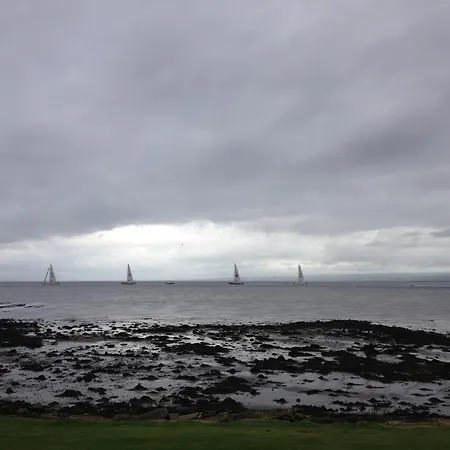 بيت للعطل River View Muff