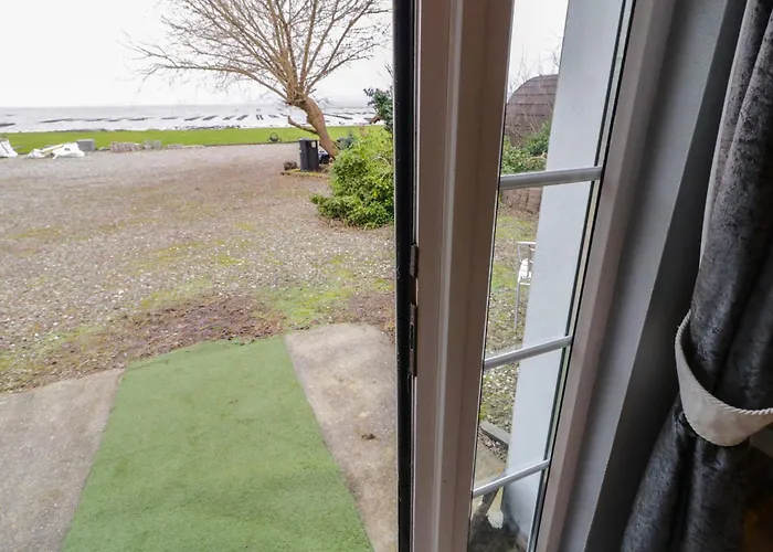 別荘 River View Muff